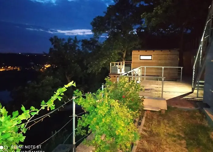 - C - Vyhlídka Nad řekou *